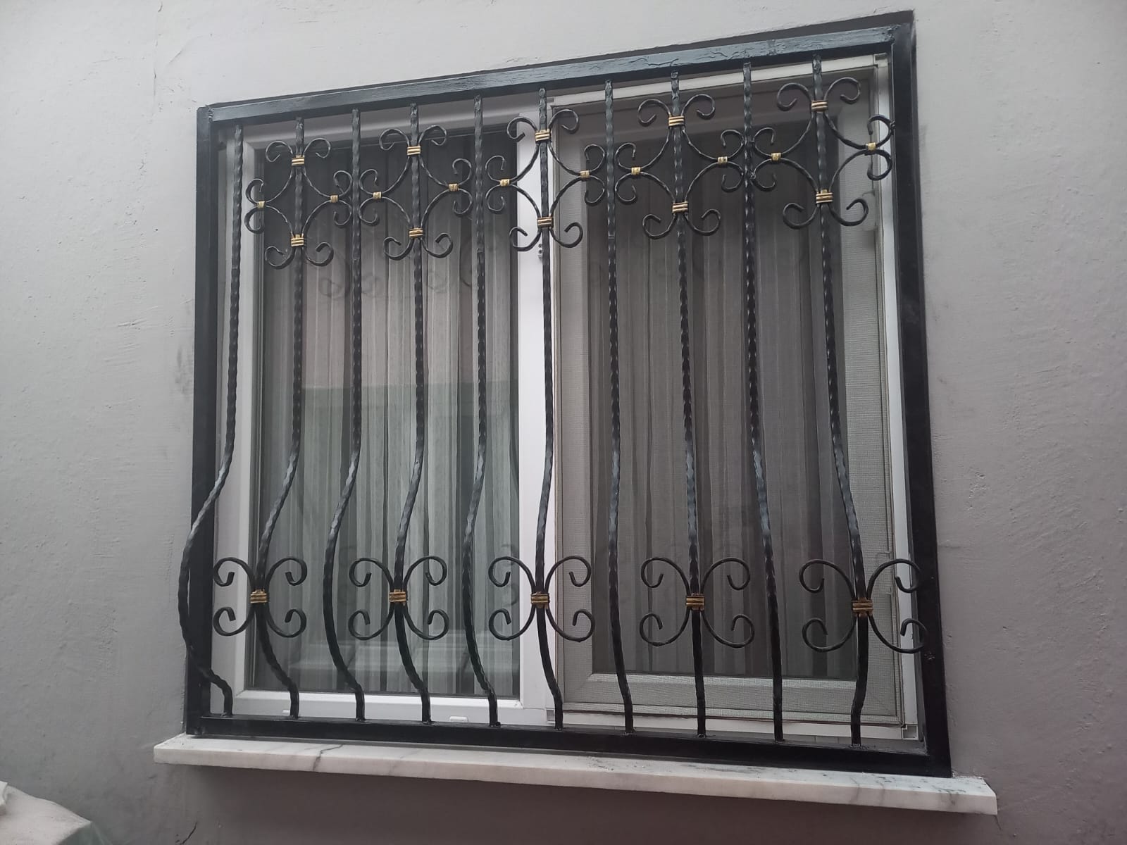 Ferforje Cam Korkulukları